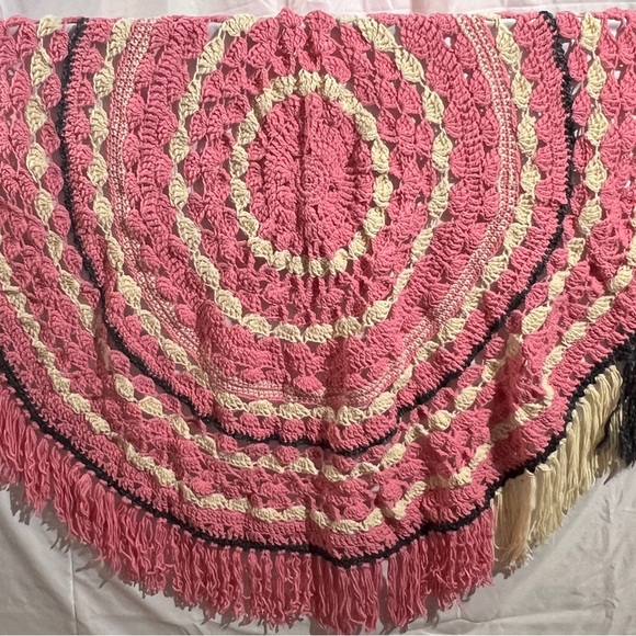 The Cotton Candy Pink Crocheted Round Mandala Throw Blanket Large - Picture 2 of 6